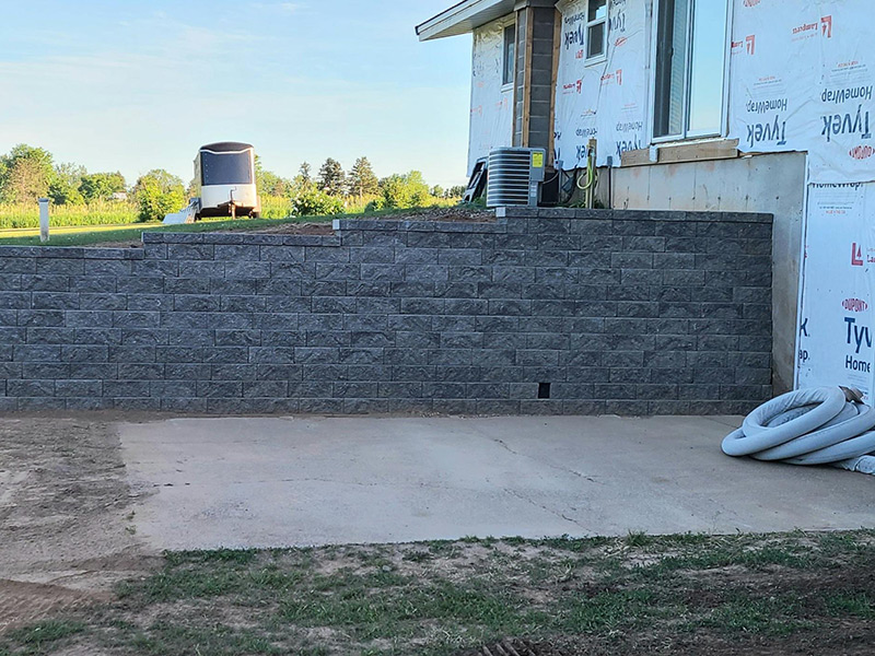 Retaining wall in new house build